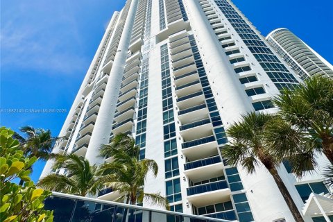 Купить кондоминиум в Санни-Айлс-Бич, Флорида 2 спальни, 129.04м2, № 1929399 - фото 23