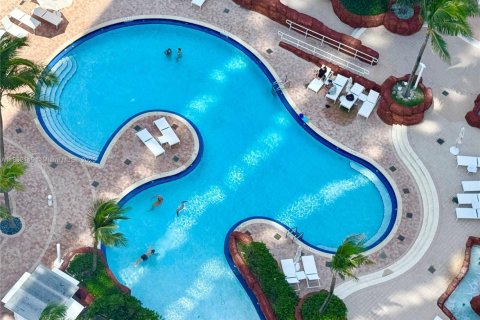 Купить кондоминиум в Санни-Айлс-Бич, Флорида 2 спальни, 129.04м2, № 1929399 - фото 29