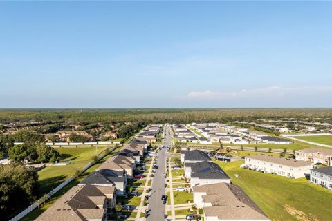 Townhouse in Davenport, Florida 3 bedrooms, 134.34 sq.m. № 1551436 - photo 23