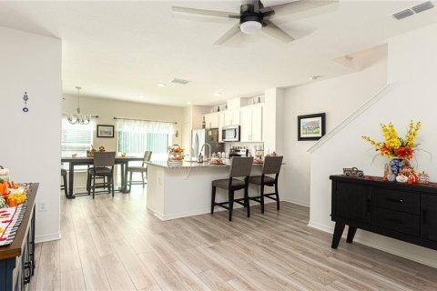 Townhouse in Davenport, Florida 3 bedrooms, 134.34 sq.m. № 1551436 - photo 7