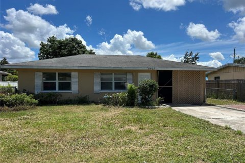 Casa en alquiler en Sarasota, Florida, 3 dormitorios, 97.55 m2 № 1888706 - foto 1