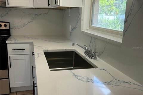Casa en alquiler en Sarasota, Florida, 3 dormitorios, 97.55 m2 № 1888706 - foto 11