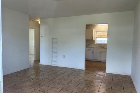 Casa en alquiler en Sarasota, Florida, 3 dormitorios, 97.55 m2 № 1888706 - foto 4