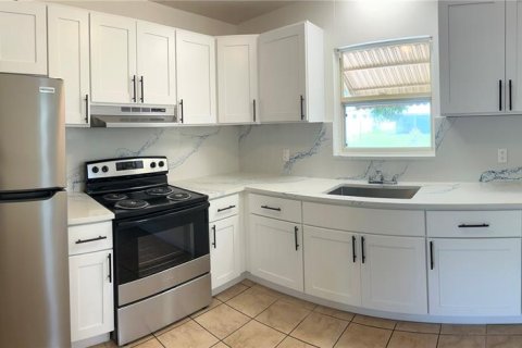 Casa en alquiler en Sarasota, Florida, 3 dormitorios, 97.55 m2 № 1888706 - foto 17