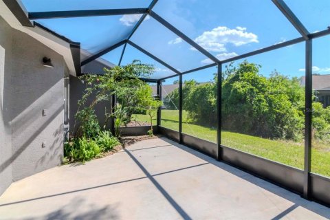 House in Land O' Lakes, Florida 2 bedrooms, 105.26 sq.m. № 1602831 - photo 21