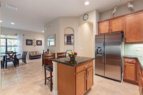 Townhouse in Ormond Beach, Florida 2 bedrooms, 140.28 sq.m. № 2239425 - photo 11
