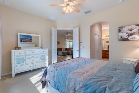 Townhouse in Ormond Beach, Florida 2 bedrooms, 140.28 sq.m. № 2239425 - photo 18
