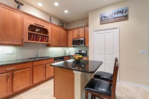 Townhouse in Ormond Beach, Florida 2 bedrooms, 140.28 sq.m. № 2239425 - photo 9