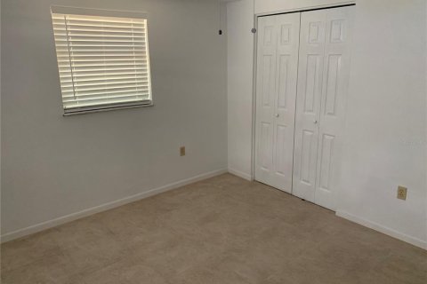 House in Port Richey, Florida 2 bedrooms, 96.99 sq.m. № 1430551 - photo 18
