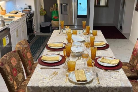 Купить кондоминиум в Помпано-Бич, Флорида 3 спальни, 129.13м2, № 1940316 - фото 13