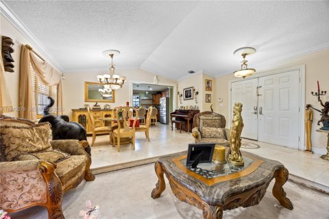 Villa ou maison à vendre à Miami, Floride: 3 chambres, 165.92 m2 № 2055088 - photo 9