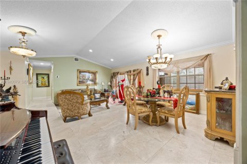 Villa ou maison à vendre à Miami, Floride: 3 chambres, 165.92 m2 № 2055088 - photo 7