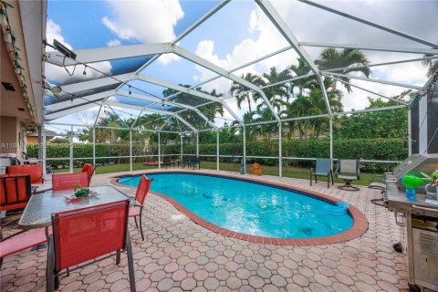 Villa ou maison à vendre à Miami, Floride: 3 chambres, 165.92 m2 № 2055088 - photo 28