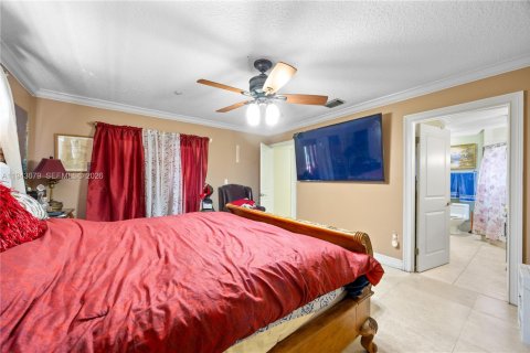 Villa ou maison à vendre à Miami, Floride: 3 chambres, 165.92 m2 № 2055088 - photo 22