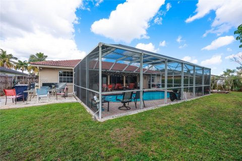 Villa ou maison à vendre à Miami, Floride: 3 chambres, 165.92 m2 № 2055088 - photo 30