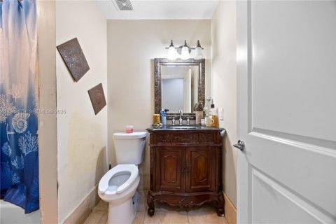 Villa ou maison à vendre à Miami, Floride: 3 chambres, 165.92 m2 № 2055088 - photo 20