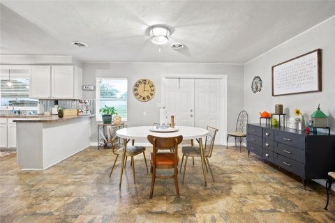 House in Williston, Florida 4 bedrooms, 228.54 sq.m. № 2222451 - photo 15