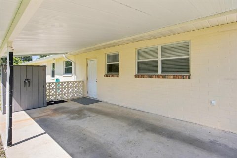 House in Williston, Florida 4 bedrooms, 228.54 sq.m. № 2222451 - photo 8