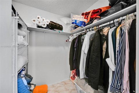 Купить кондоминиум в Халландейл-Бич, Флорида 2 спальни, 115.94м2, № 1996048 - фото 23