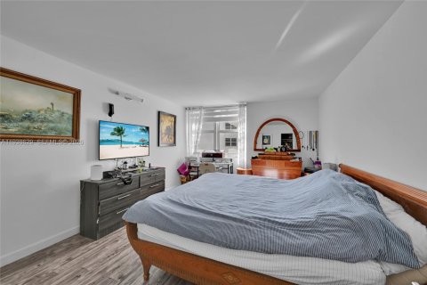 Купить кондоминиум в Халландейл-Бич, Флорида 2 спальни, 115.94м2, № 1996048 - фото 21