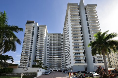 Купить кондоминиум в Халландейл-Бич, Флорида 2 спальни, 115.94м2, № 1996048 - фото 27