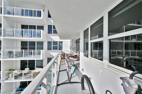 Купить кондоминиум в Халландейл-Бич, Флорида 2 спальни, 115.94м2, № 1996048 - фото 6