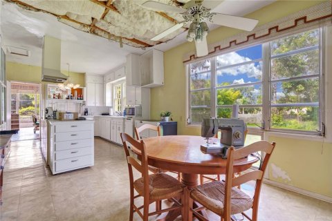 Villa ou maison à vendre à Gotha, Floride: 4 chambres, 337.24 m2 № 2409010 - photo 29