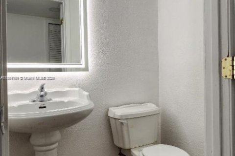 Купить кондоминиум в Майами-Бич, Флорида 1 спальня, 74.88м2, № 2013337 - фото 8