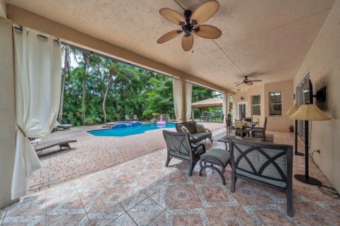 Villa ou maison à vendre à Loxahatchee Groves, Floride: 4 chambres, 286.6 m2 № 2411833 - photo 18