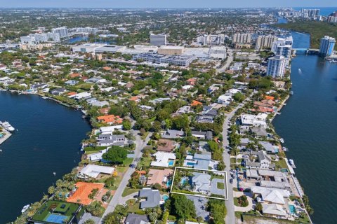 Villa ou maison à vendre à Fort Lauderdale, Floride: 4 chambres, 364.18 m2 № 2268077 - photo 18