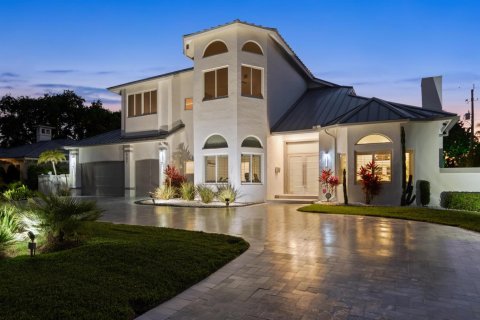 Villa ou maison à vendre à Fort Lauderdale, Floride: 4 chambres, 364.18 m2 № 2268077 - photo 3