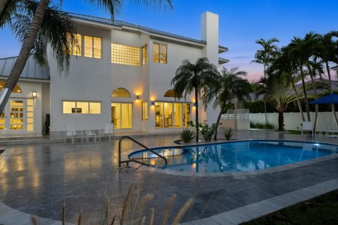 Villa ou maison à vendre à Fort Lauderdale, Floride: 4 chambres, 364.18 m2 № 2268077 - photo 12
