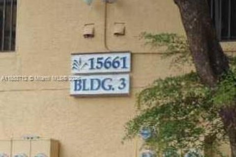 Copropriété à louer à Miami, Floride: 2 chambres, 97.83 m2 № 1871592 - photo 2