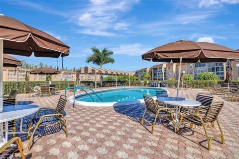 Copropriété à vendre à Sunrise, Floride: 1 chambre, 59.46 m2 № 2175372 - photo 18