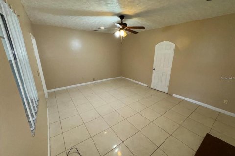 Villa ou maison à vendre à Tampa, Floride: 4 chambres, 172.05 m2 № 2314719 - photo 23