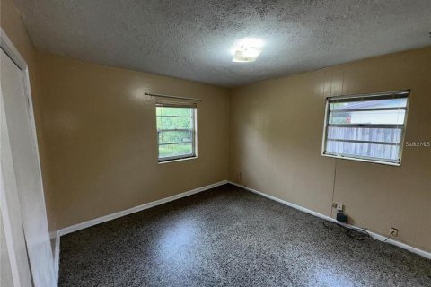 Villa ou maison à vendre à Tampa, Floride: 4 chambres, 172.05 m2 № 2314719 - photo 11