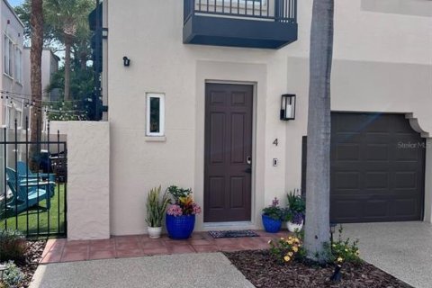 Touwnhouse à Tampa, Floride 3 chambres, 143.63 m2 № 2424141