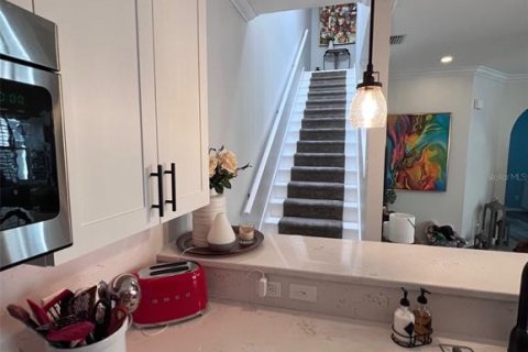 Touwnhouse à louer à Tampa, Floride: 3 chambres, 143.63 m2 № 2424141 - photo 24