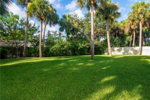 Casa en alquiler en Vero Beach, Florida, 5 dormitorios, 285.3 m2 № 1659249 - foto 22