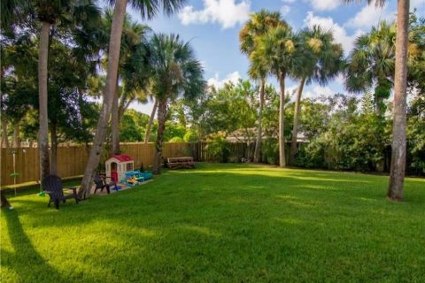 Casa en alquiler en Vero Beach, Florida, 5 dormitorios, 285.3 m2 № 1659249 - foto 21