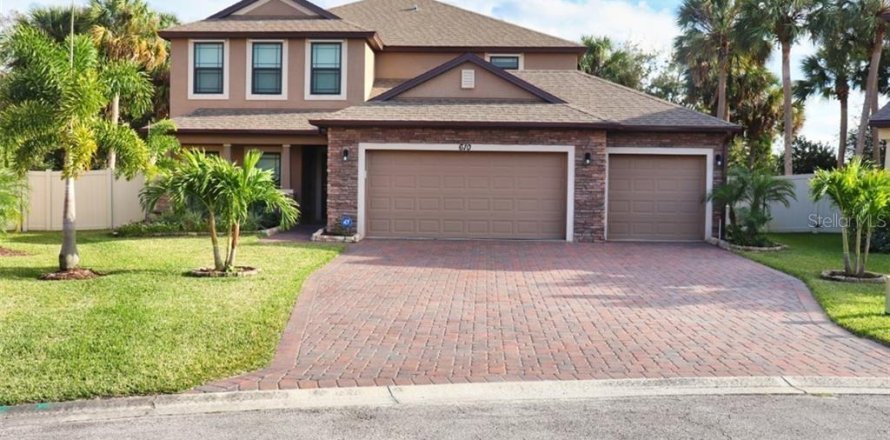 Casa en Vero Beach, Florida 5 dormitorios, 285.3 m2 № 1659249