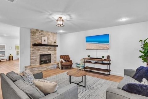 Casa en alquiler en Vero Beach, Florida, 5 dormitorios, 285.3 m2 № 1659249 - foto 6