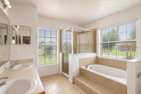 Casa en venta en Kissimmee, Florida, 4 dormitorios, 208.1 m2 № 2259388 - foto 25