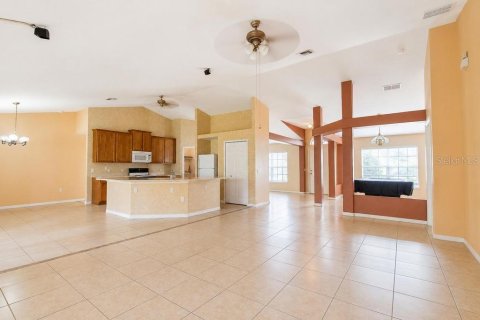Casa en venta en Kissimmee, Florida, 4 dormitorios, 208.1 m2 № 2259388 - foto 11