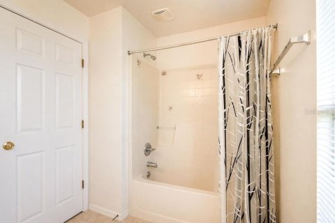 Casa en venta en Kissimmee, Florida, 4 dormitorios, 208.1 m2 № 2259388 - foto 26