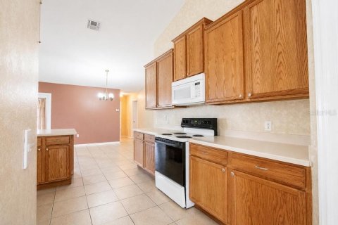 Casa en venta en Kissimmee, Florida, 4 dormitorios, 208.1 m2 № 2259388 - foto 8