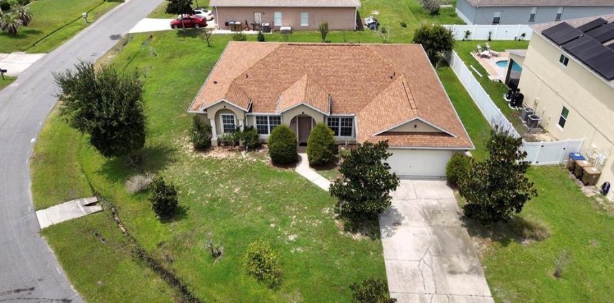 Casa en Kissimmee, Florida 4 dormitorios, 208.1 m2 № 2259388