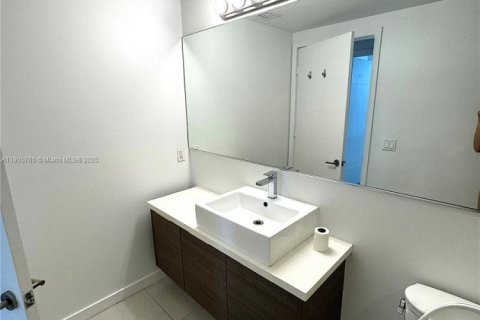 Снять в аренду кондоминиум в Майами, Флорида 1 спальня, 60.2м2, № 1956409 - фото 8