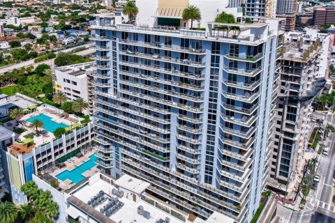 Снять в аренду кондоминиум в Майами, Флорида 1 спальня, 60.2м2, № 1956409 - фото 1