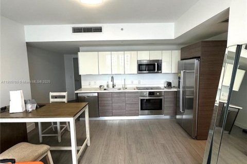 Снять в аренду кондоминиум в Майами, Флорида 1 спальня, 60.2м2, № 1956409 - фото 10